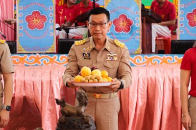 เทศบาลฯ ร่วมพิธีสมโภชองค์เทพโป๊ยเซียนโจวซือ (เทพเจ้าแห่งโชคล ... รูปภาพ 1