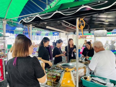 เชิญชวนเลือกซื้อสินค้า “ตลาดนัดวันอังคาร เทศบาลนครสุราษฎร์ธา ... รูปภาพ 1