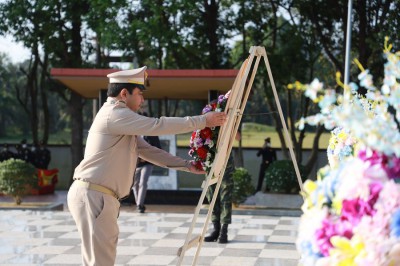 เทศบาลนครสุราษฎร์ธานีวางพวงมาลา“วันวิภาวดี” Image 1