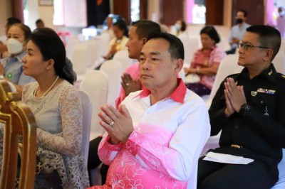 งานเทศกาลประจำปีปิดทองสรงน้ำรูปเหมือนพ่อหลวงพัฒน์ นารโท ประจ ... Image 1