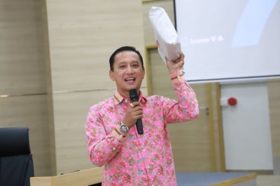 การสัมมนาเชิงปฏิบัติการคณะกรรมการเครือข่ายผู้ผลิตผลิตภัณฑ์ชุ ... Image 1
