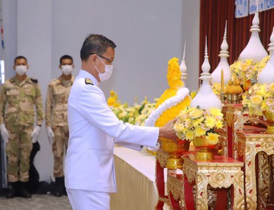 ทน.สฎ.ร่วมพิธีวางพานพุ่มดอกไม้และถวายบังคม 5 ธันวาคม 2565 รูปภาพ 1