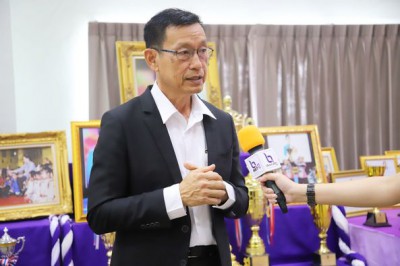 นายประเสริฐ บุญประสพ นายกเทศมนตรีนครสุราษฎร์ธานี ให้สัมภาษณ์ ... Image 1