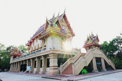 รู้หรือไม่? อุโบสถของวัดสามัคคีผดุงพันธ์ เป็นอุโบสถ 2 ชั้น แ ... รูปภาพ 1