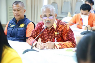 ประชุมคณะกรรมการรักษาความมั่นคง และความสงบเรียบร้อย จังหวัดส ... Image 1