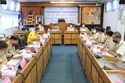 ประชุมคณะกรรมการสนับสนุนการจัดทำแผนพัฒนาเทศบาลนครสุราษฎร์ธาน ... Image 1