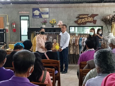 นายประเสริฐ บุญประสพ นายกเทศมนตรีนครสุราษฎร์ธานี มอบหมายให้น ... รูปภาพ 1