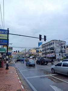 เทศบาลนครสุราษฎร์ธานี โดยสำนักช่าง ดำเนินงานด้านต่างๆ เพื่อค ... Image 1