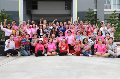 บรรยากาศการซ้อมรำไปงานแห่เทียน จ.อุบล รูปภาพ 1