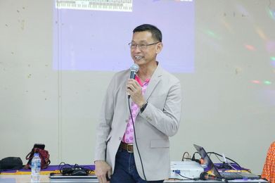 นายกแป๊ะ ลงพื้นที่พบปะชมรมผู้สูงอายุราษฎร์อุทิศ Image 1